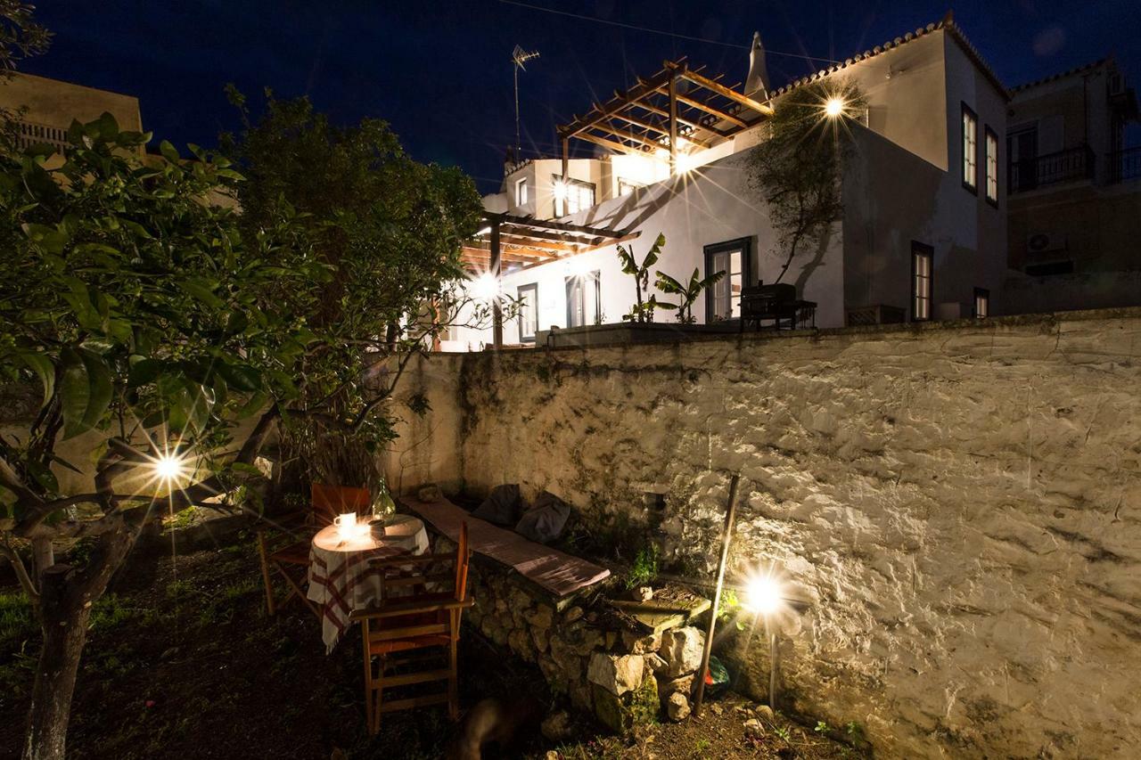 Pensjonat Two Olive Trees Spétses Zewnętrze zdjęcie